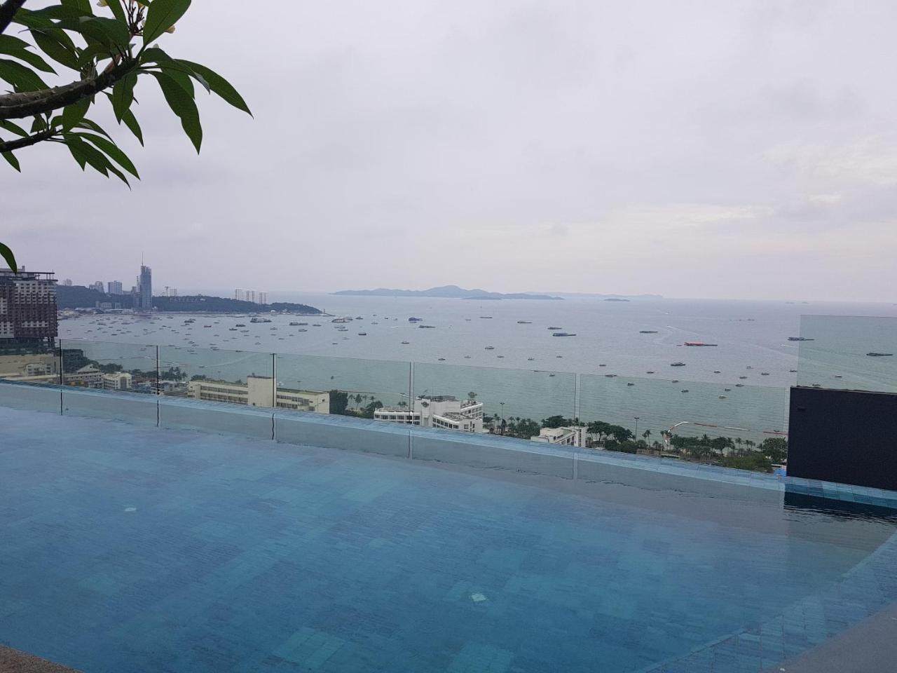 Centric Sea By Pattaya Holiday Bang Lamung Eksteriør billede