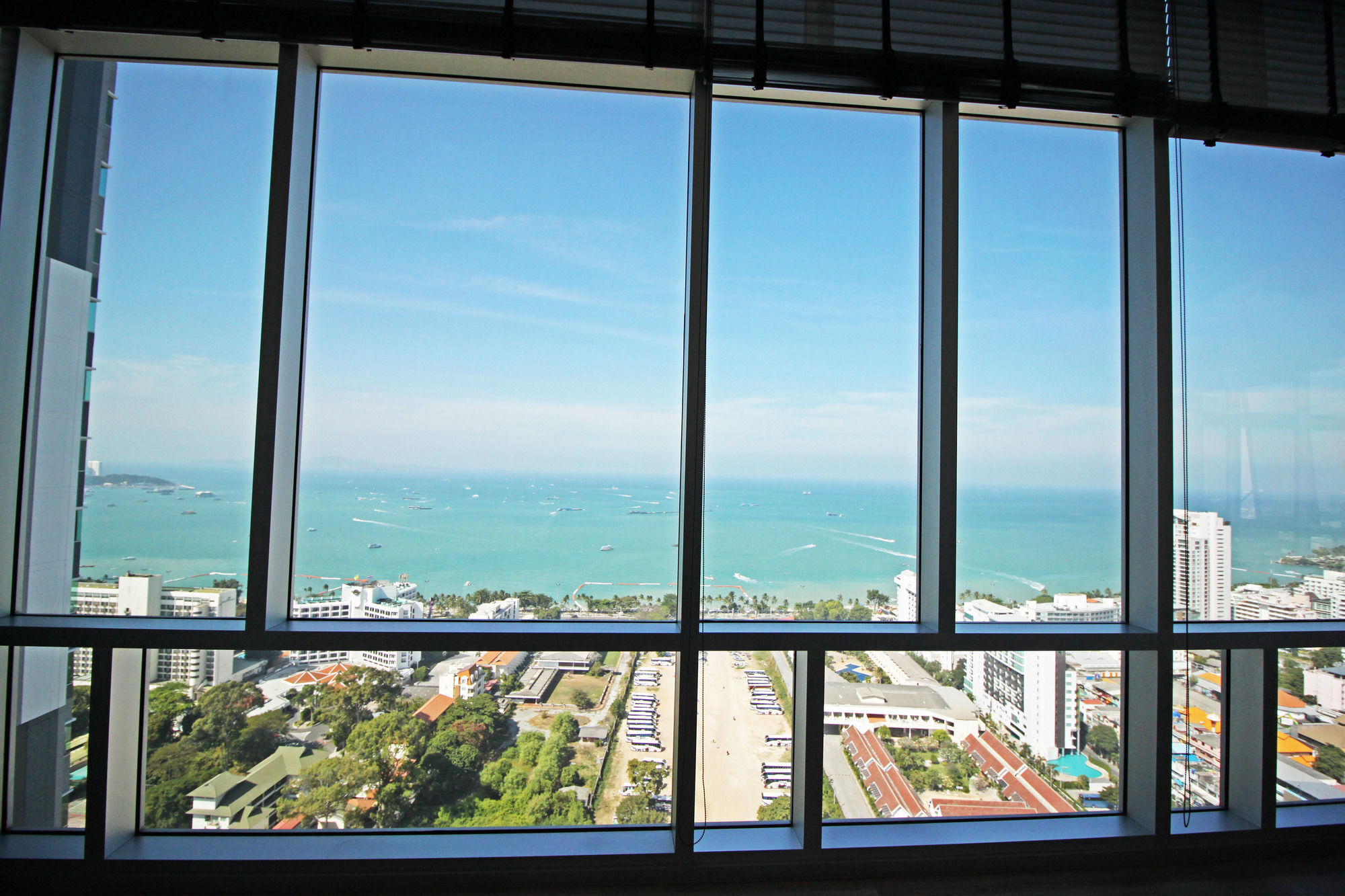 Centric Sea By Pattaya Holiday Bang Lamung Eksteriør billede